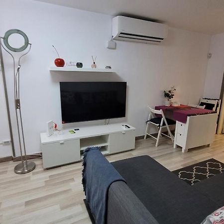 Apartaments B O D Collblanc L'Hospitalet de Llobregat Ngoại thất bức ảnh